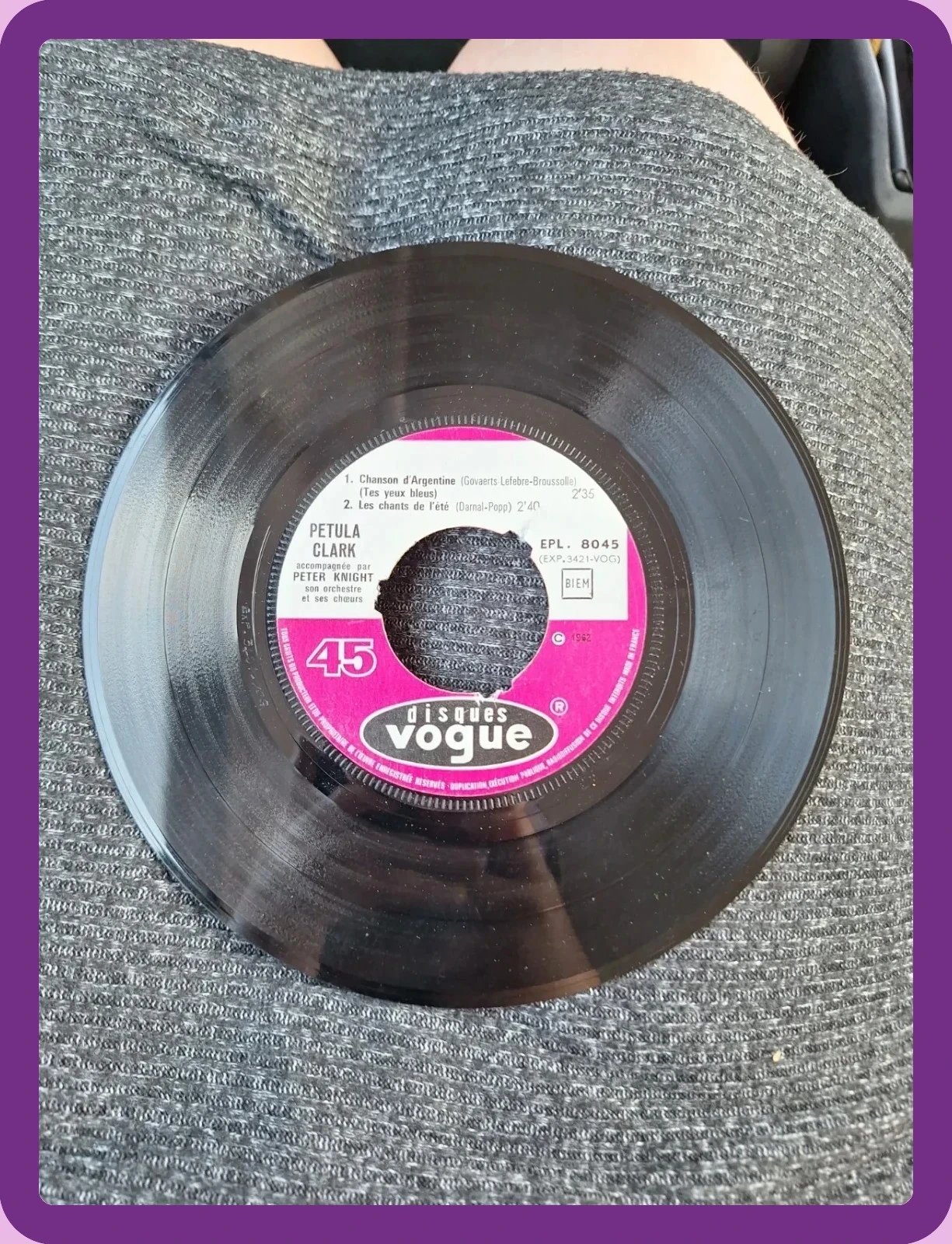 Disco de vinilo 45T EP Petula Clark – Chica mala, chico malo / Canción de Argentina – photo 3